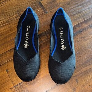 Rothy's Black round toe Flats